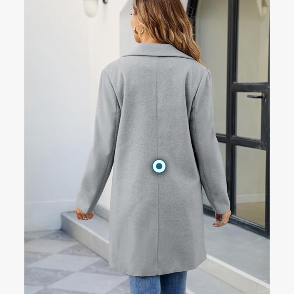 Light gray coat - Picture 2 of 3
